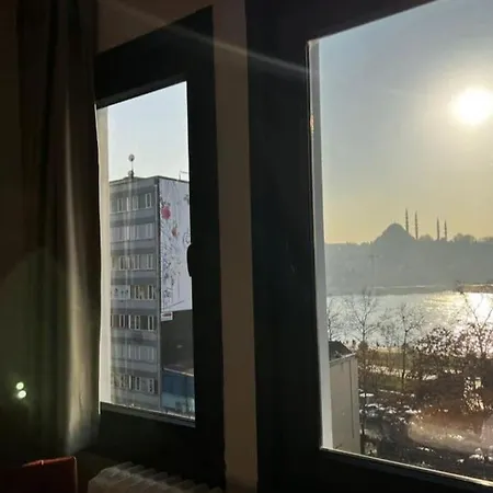 Apartmán Luxurious Sea View In Karakoey 4br , 2ba, Ac *