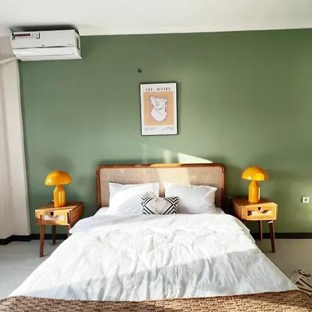 Luxurious Sea View In Karakoey 4br , 2ba, Ac *